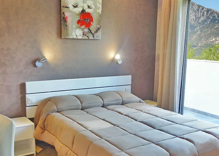 Des Deux Sorru 2* Poggiolo (Corsica)